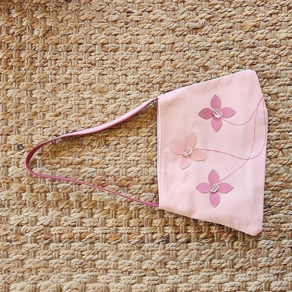 Luisa Clare 90's Australian Leather Floral Small Purse.